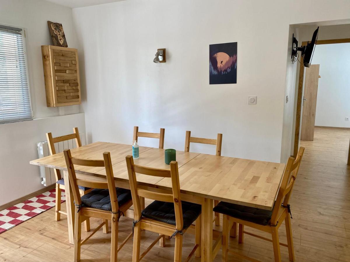 Appartement Ideal Pour Ete Et Hiver, Situe Au Pied Des Pistes De Ski Et Des Sentiers De Randonnee Prémanon Exterior foto